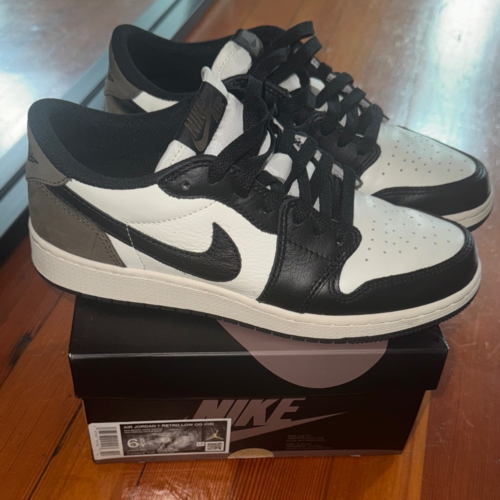 Air Jordan 1 Retro Low OG (GS)